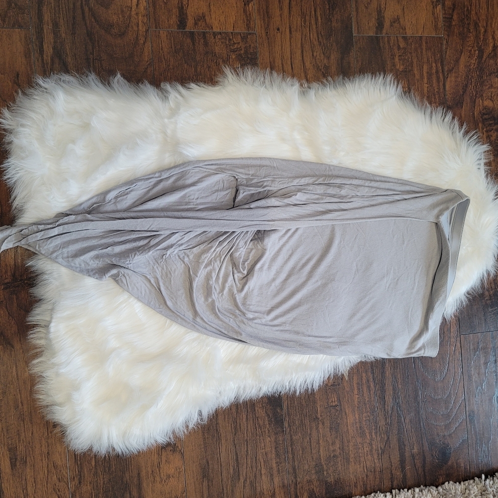 Express asymmetrical skirt